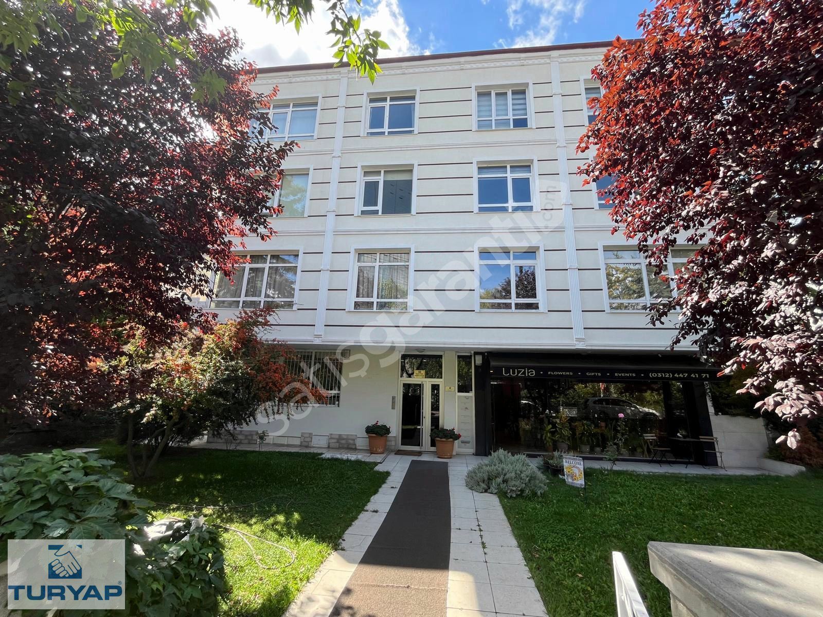 G.O.P KIZKULESİ SOKAK 4 BÖLÜM FULL MOBİLYALI BİNA ÖNÜ 1 ARAÇ OTO