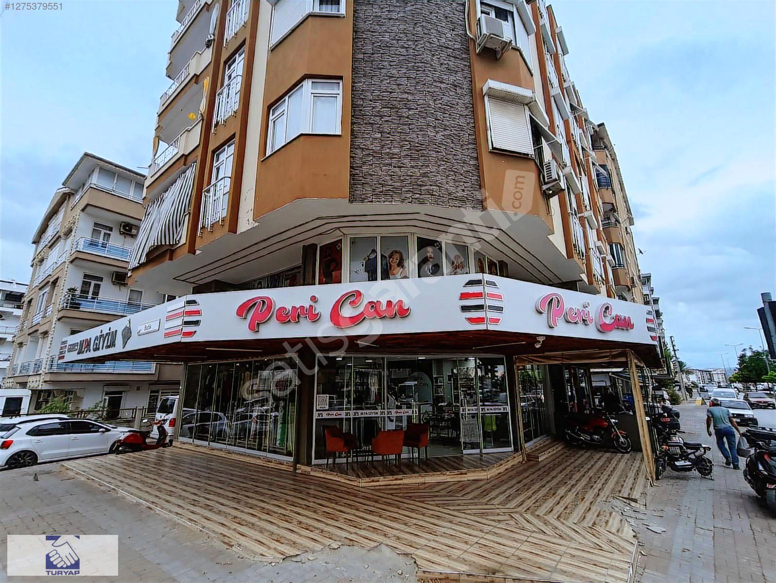 ŞELALE MAHALLESİ'NDE DEVREN SATILIK İÇ GİYİM ve BUTİK