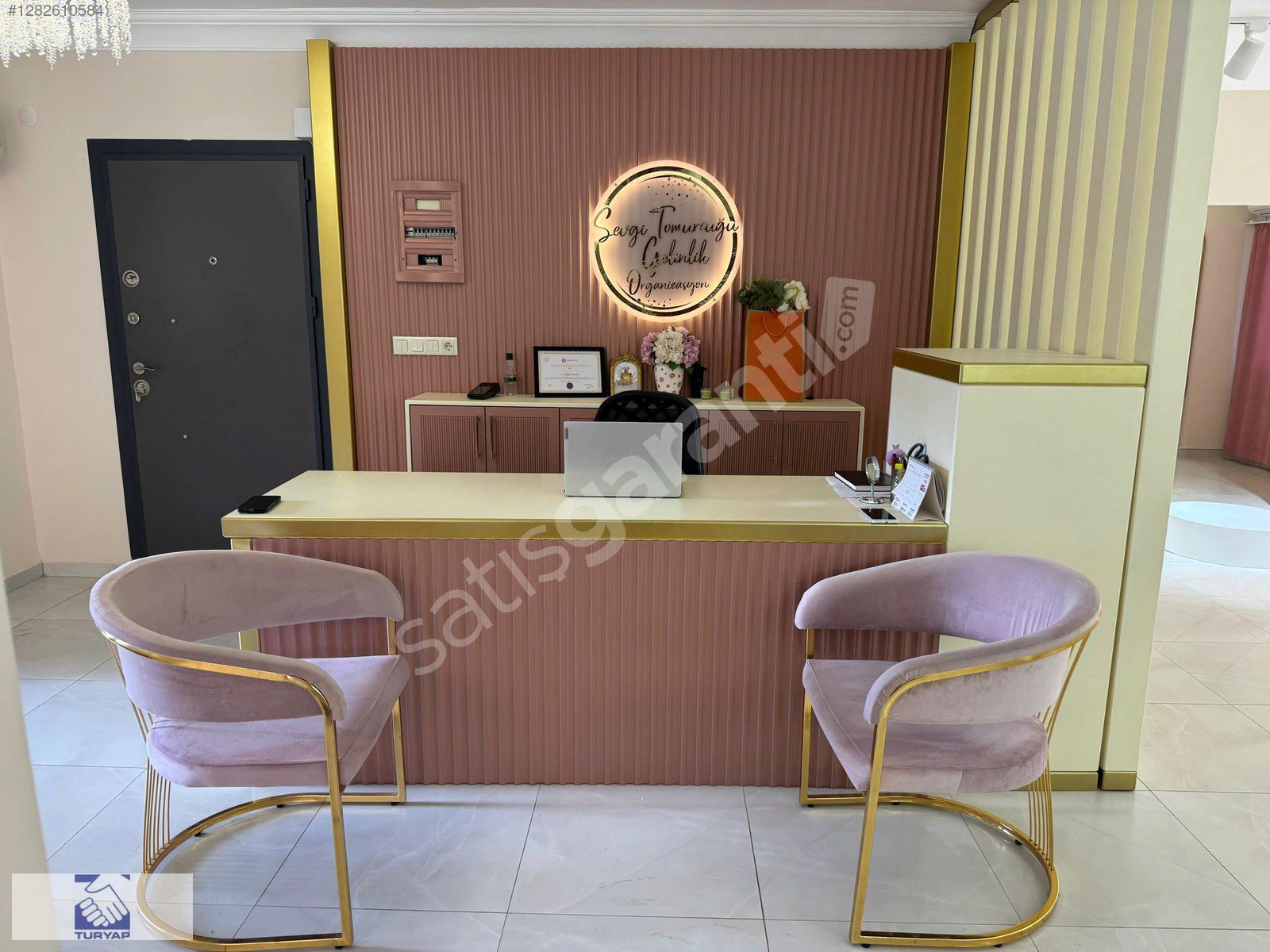 MANAVGAT MERKEZDE CİROLU DEVREN GELİNLİK MAĞAZASI