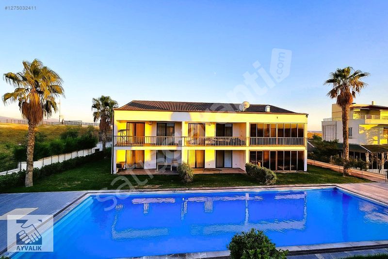 TURYAP'tan Havuzlu Sitede Plaja Yürüme Mesafesinde LOFT DAİRE