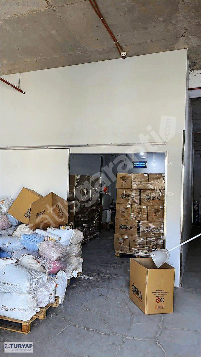 KAYAŞEHİRDE SATILIK 1000 M2 4 KATLI İŞYERİ