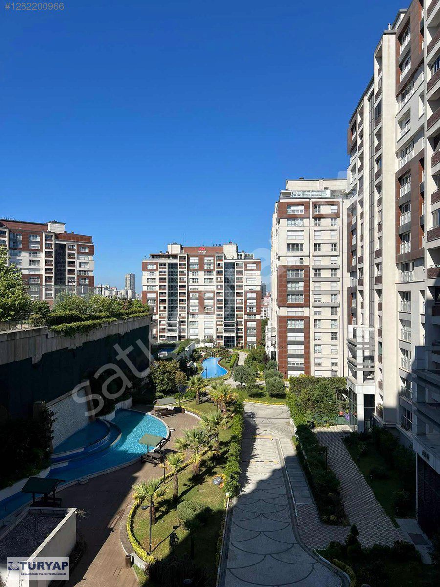 TURYAPTAN FIRSAT MAVERA BAŞAKŞEHİR 5+1 SATILIK DAİRE