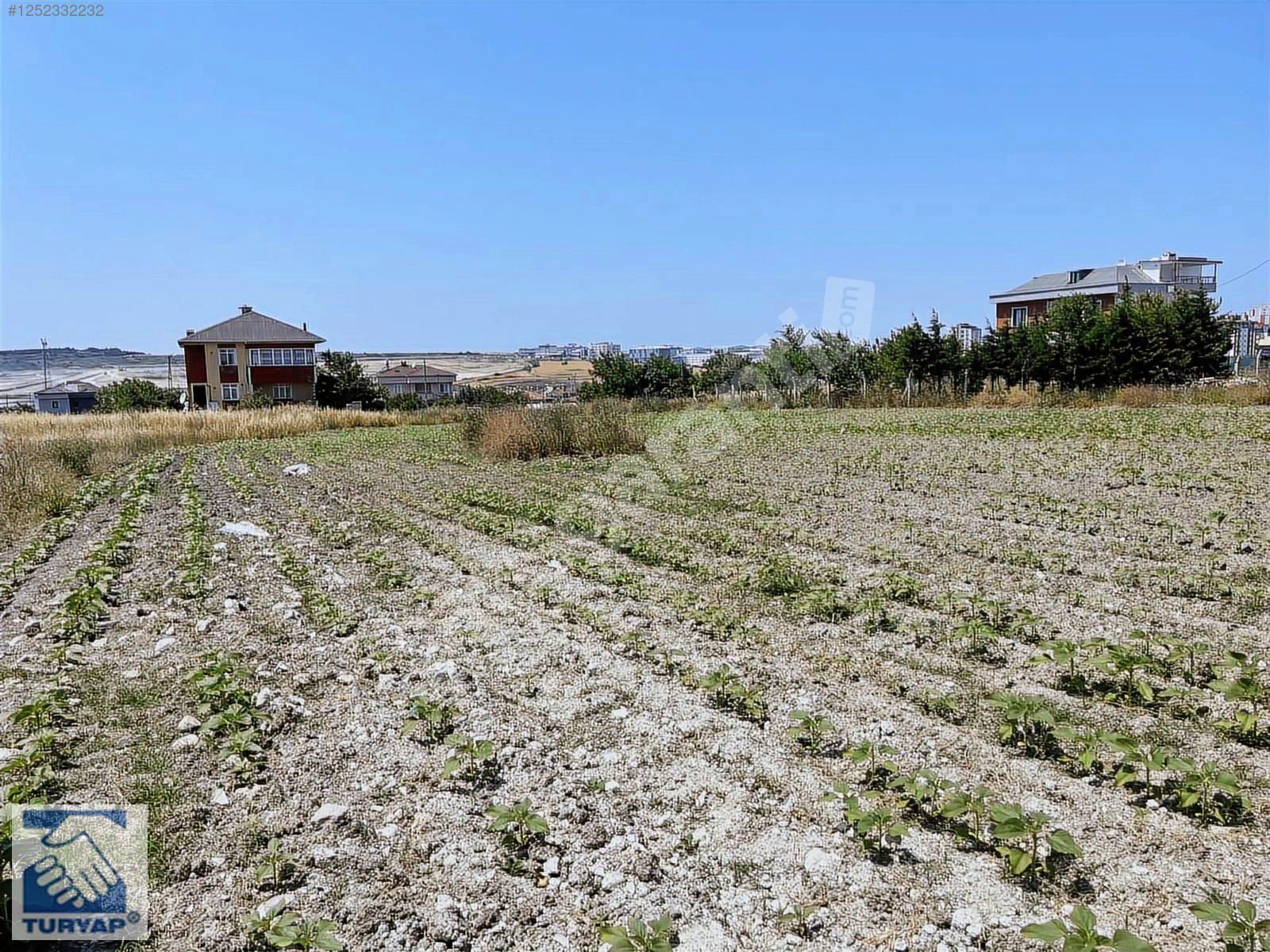 ARNAVUTKÖY HADIMKÖY'DE (500m²) VİLLA İMARLI SATILIK ARSA