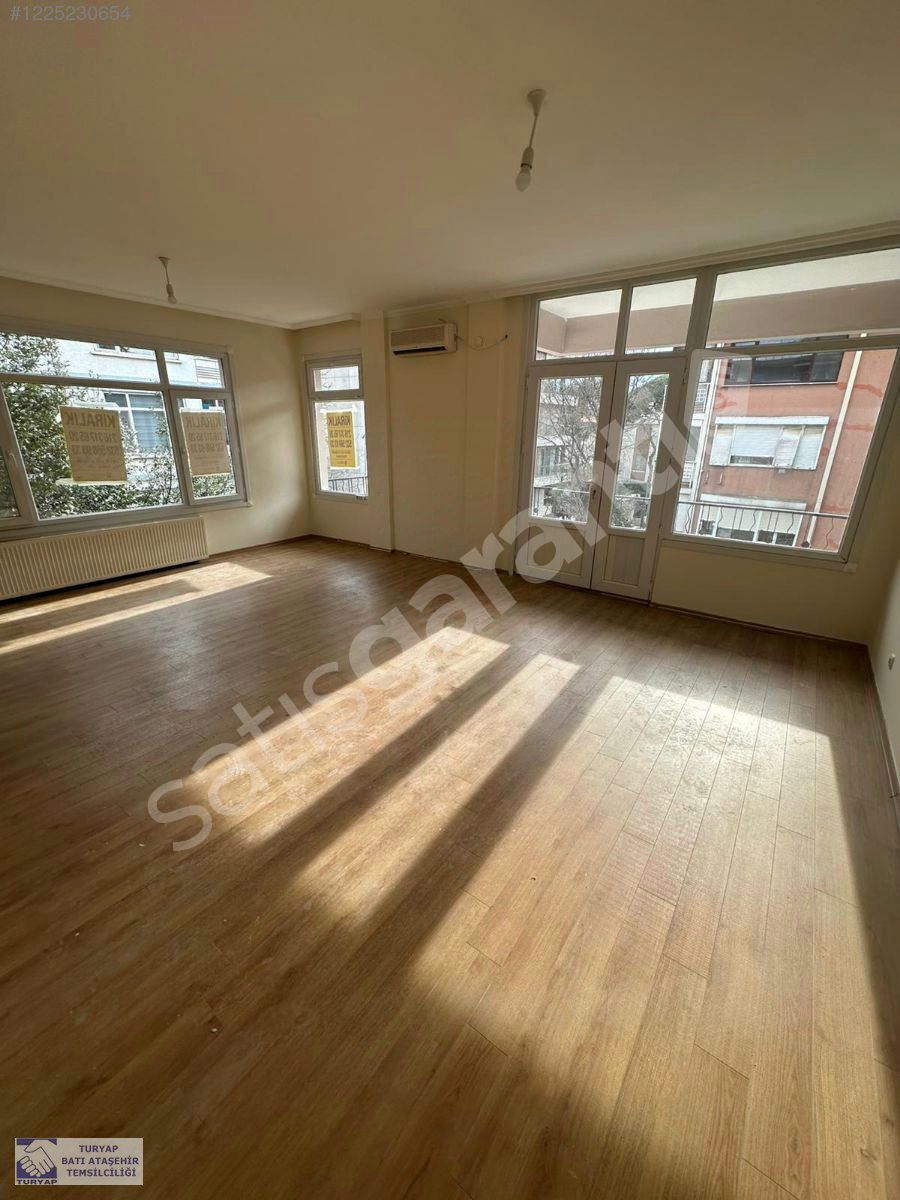 BAĞDAT CADDESİ GÖZTEPE IŞIKLARINDA DENİZ TARAFI 3+1 YENİLENMİŞ