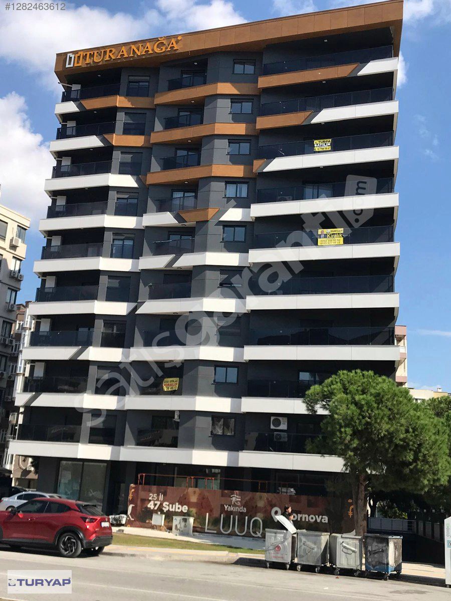 Bayraklı Manavkuyu Mah.'de Sıfır Ebeveyn Banyolu 3+1 Lüks Daire