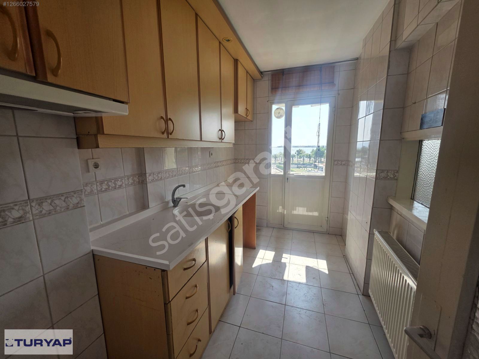Bayraklı İzban Karşısı Deniz Manzaralı D.gazlı 3+1 Kiralık Daire