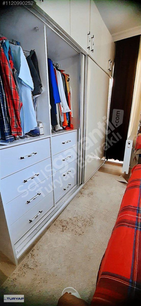 Bornova Atatürk Mah. 2+1 Temiz daire