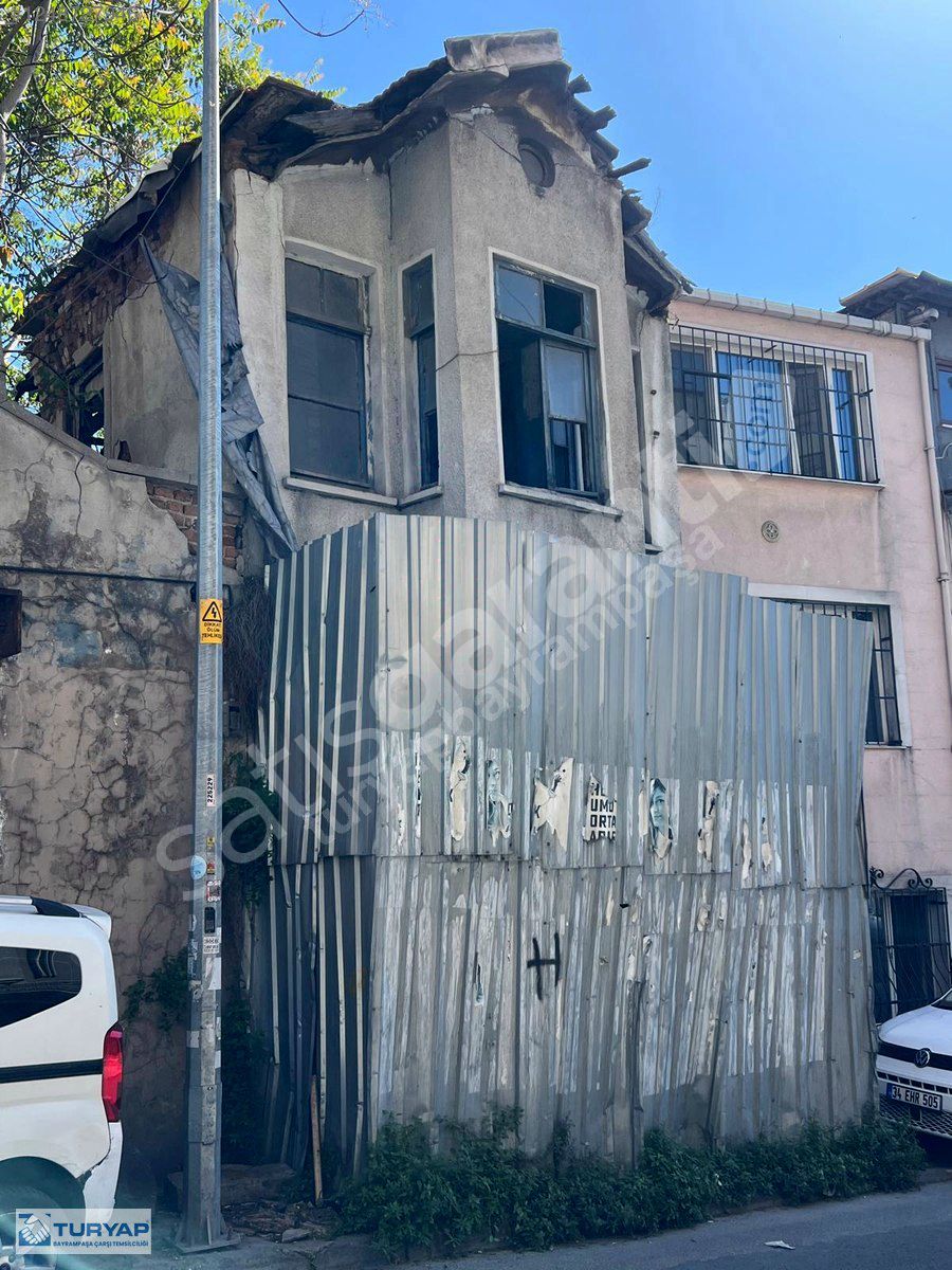 ŞİŞLİ ELMADAĞ CADDESİNDE KOMPLE BİNA