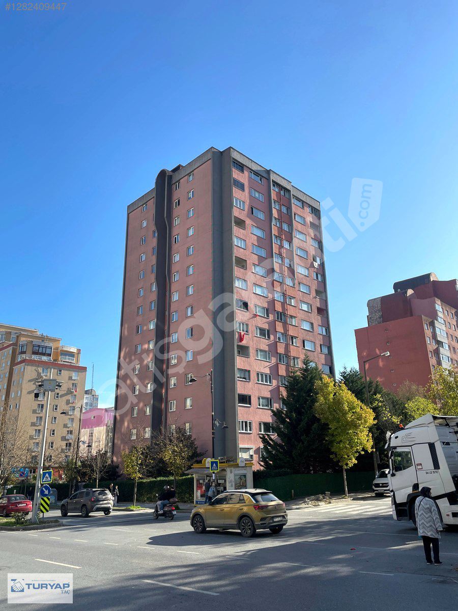 TURYAP TAÇ'TAN PROFESÖRLER SİTESİNDE 3+1 DAİRE