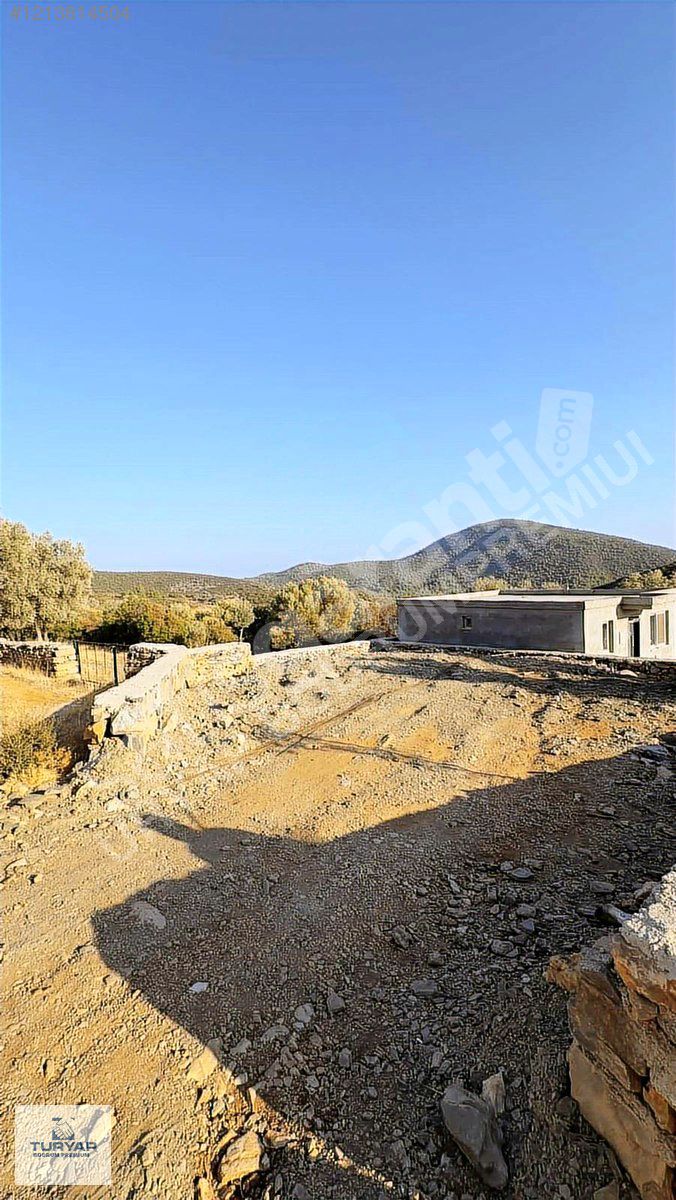 BODRUM KIZILAĞAÇ İÇİNDE EV OLAN ARAZİ SATILIK