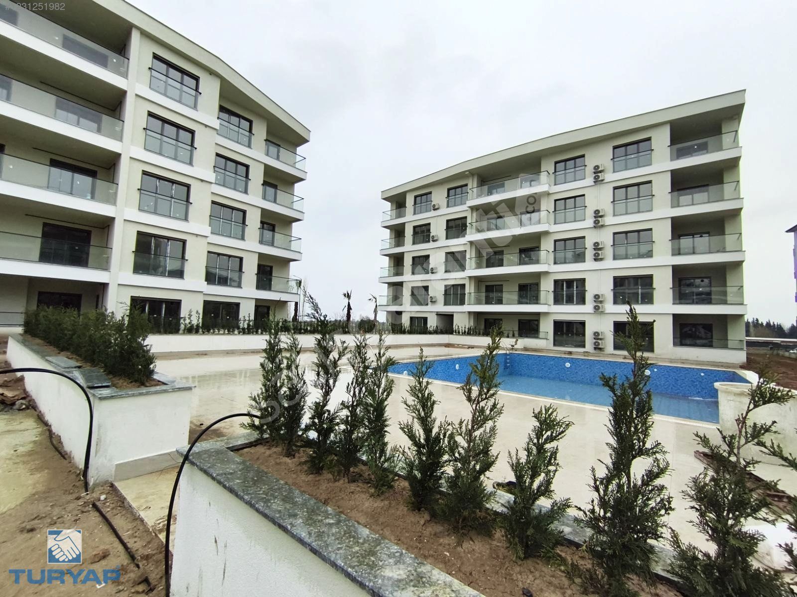 TURYAP'TAN ÖREN YOLU HAVUZLU OTOPARKLI 3+1 DAİRE