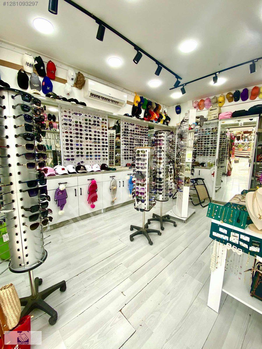 SİDE DE DEVREN KİRALIK ÇANTA &TAKI MAĞAZASI