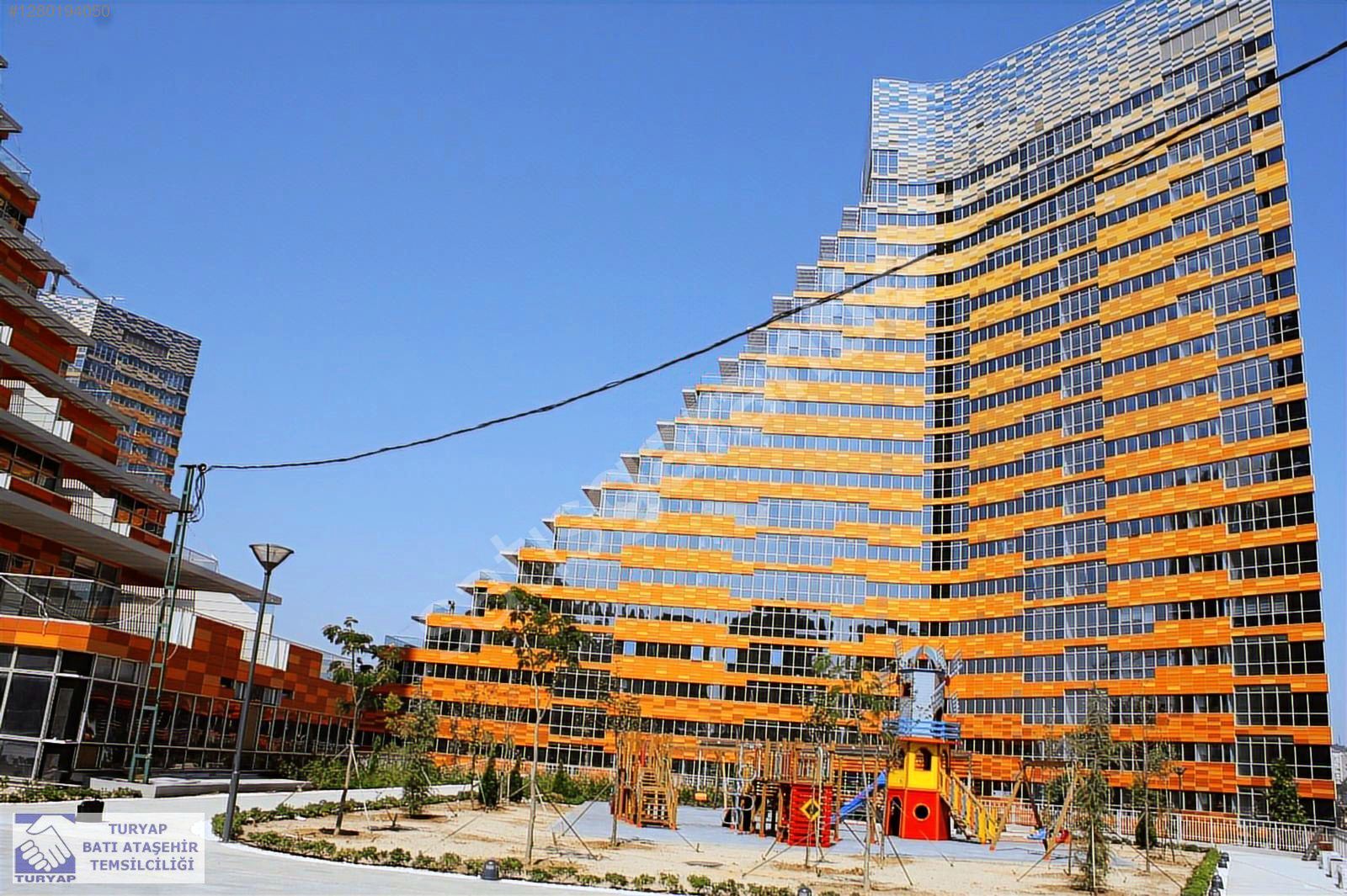 TURYAP BATI ATAŞEHİR VARYAP PİZZA DİLİM SALON 3+1 SATILIK GÜNCEL