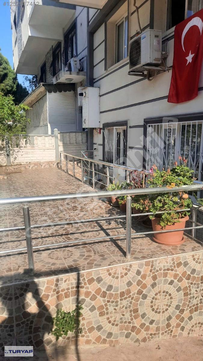 Şirinyer İşçievleri Merkezi Konumda 2+0 Satılık Daire