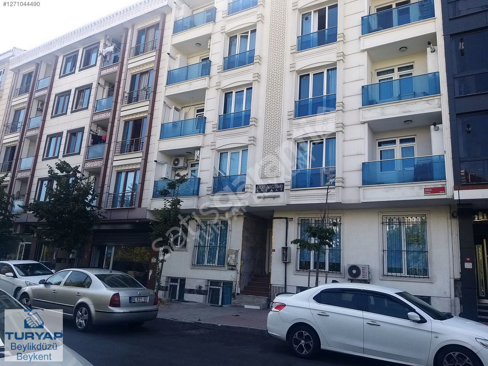 TURYAP'TAN METROBÜSE YÜRÜME MESAFESİNDE TERTEMİZ SATILIK DAİRE