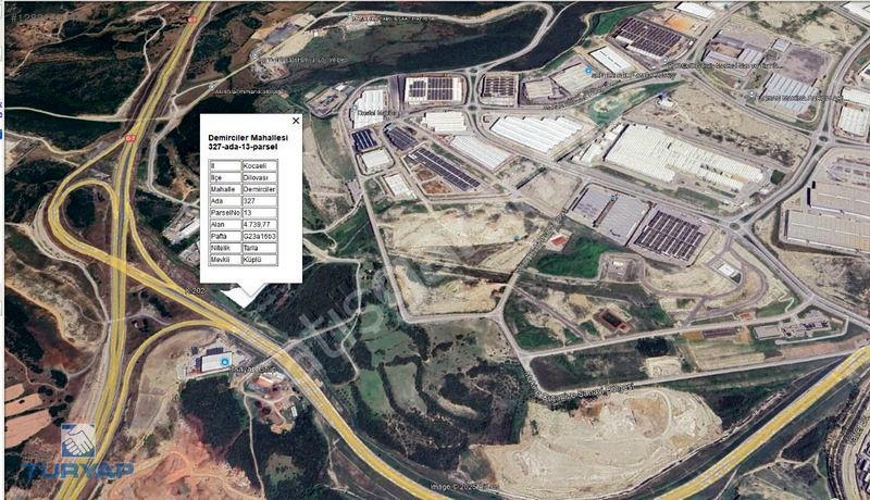 KOCAELİ DİLOVASI DEMİRCİLER'DE 4.739M2 SATILIK SANAYİ ARSASI