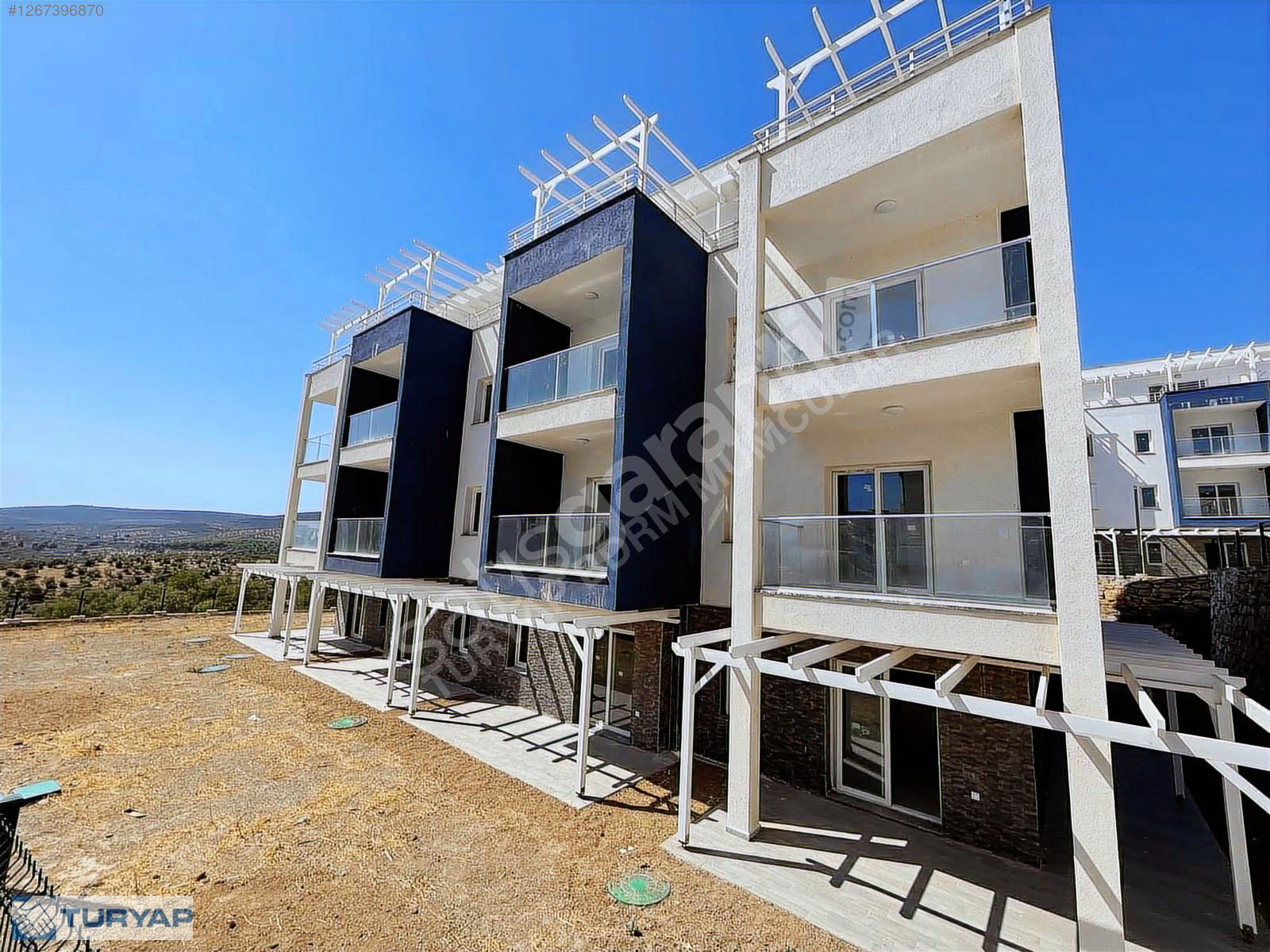 İASOS MARİN EVLERİ SATILIK 2+1 DAİRE ARAÇ TAKASINA AÇIK