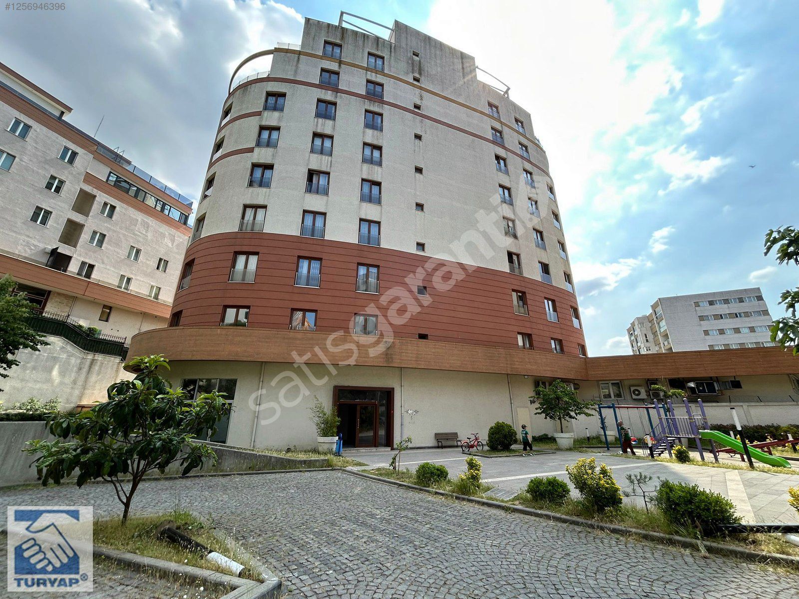 BAŞAKŞEHİR 2.ETAP ARTERYUM 5 REZİDANCE SİTESİNDE 3+1 KİRALIK