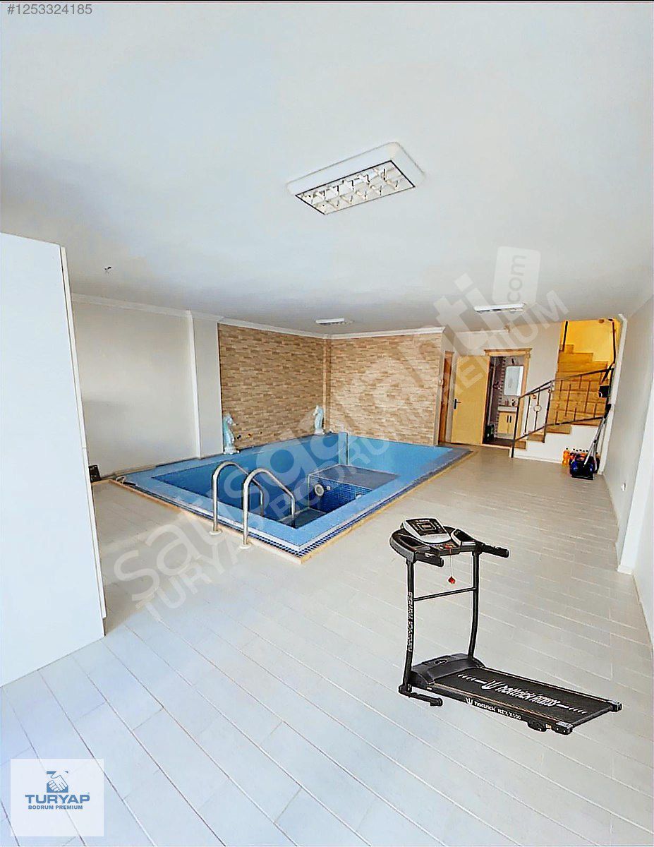 ACİL FIRSAT"KAPALI HAVUZLU"SPOR SALONLU DENZE100MT TRİPLEX VİLLA