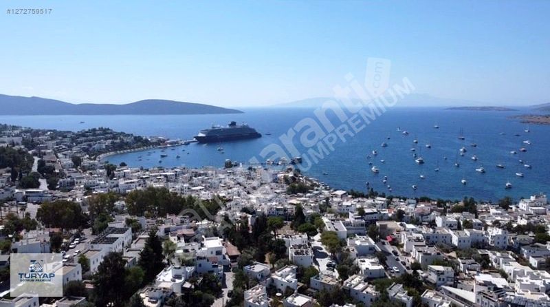 BODRUM MERKEZDE, BAKIMLI,SİTE İÇİNDE 2+1 VE 1+1 HAVUZLU DAİRELER