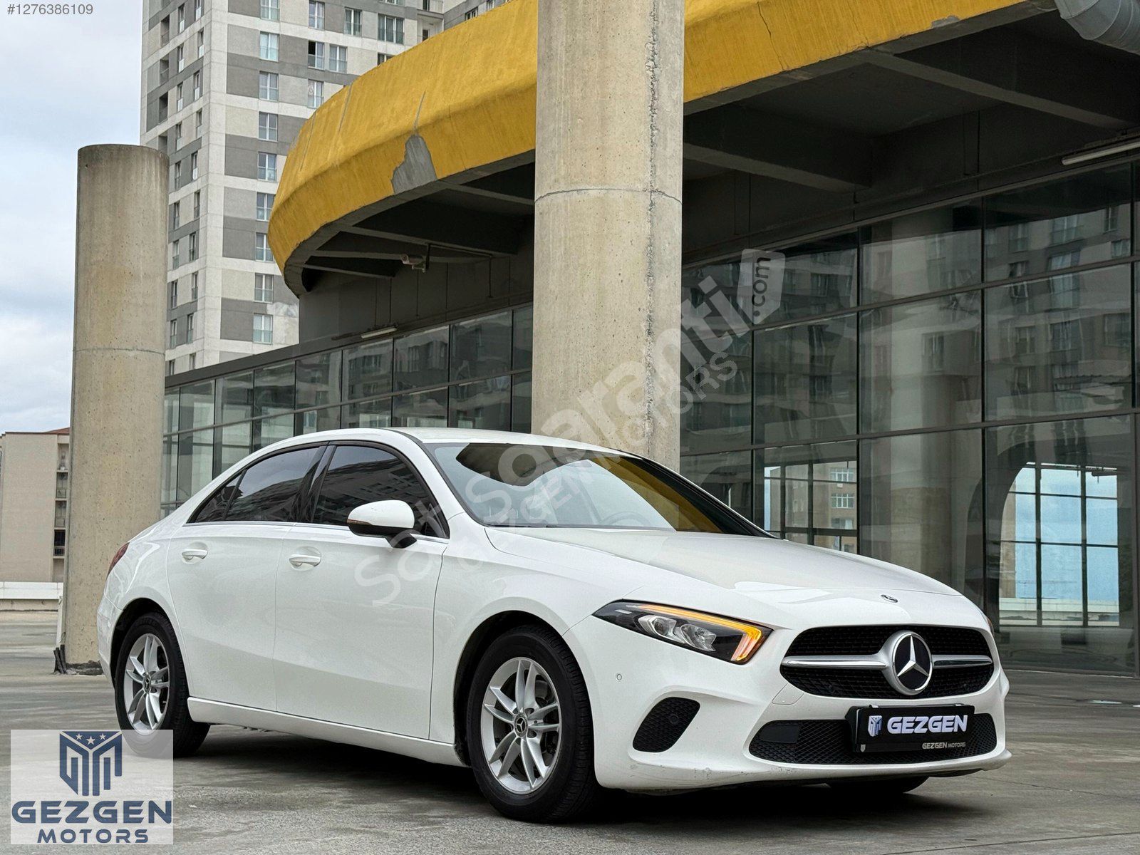 GEZGEN'DEN YENİ MERCEDES A180 DİZEL-DEĞİŞENSİZ-ÖZEL DONANIM+FUL