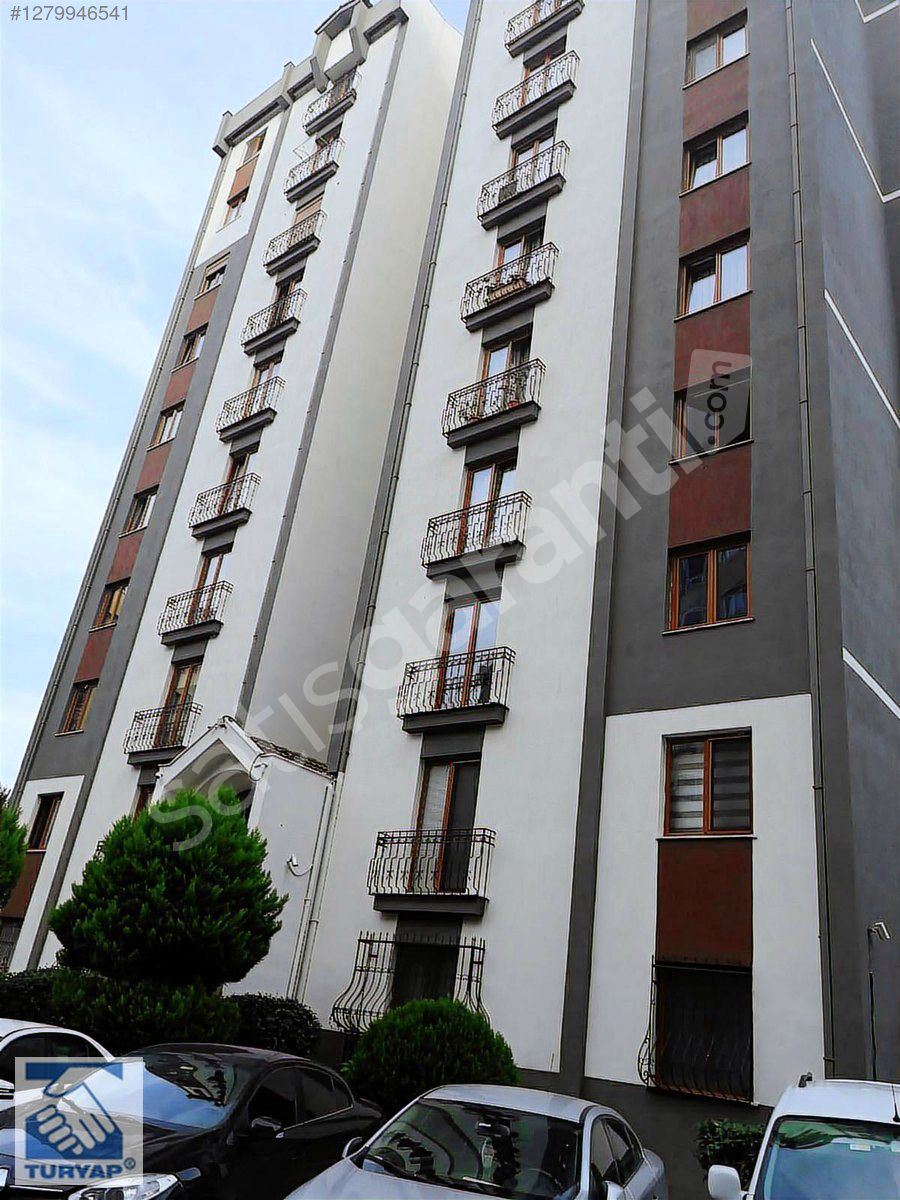 BAŞAKŞEHİR 5. ETAP 1. KISIM KALAMIŞ SİTESİNDE SATILIK 4+1 DAİRE