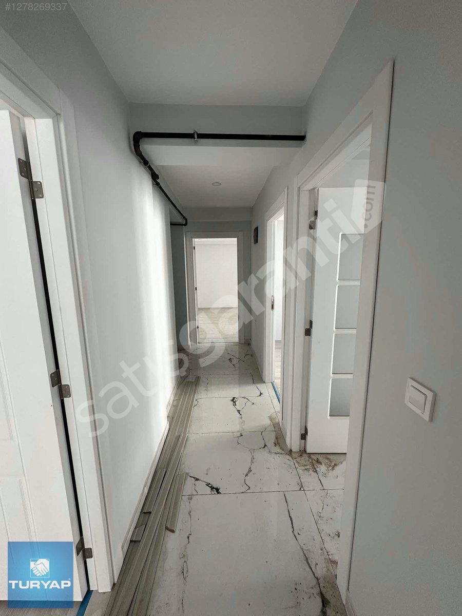 Altınşehirde Sıfır 3+1 Daire Ulaşıma ve Okullara Yakın