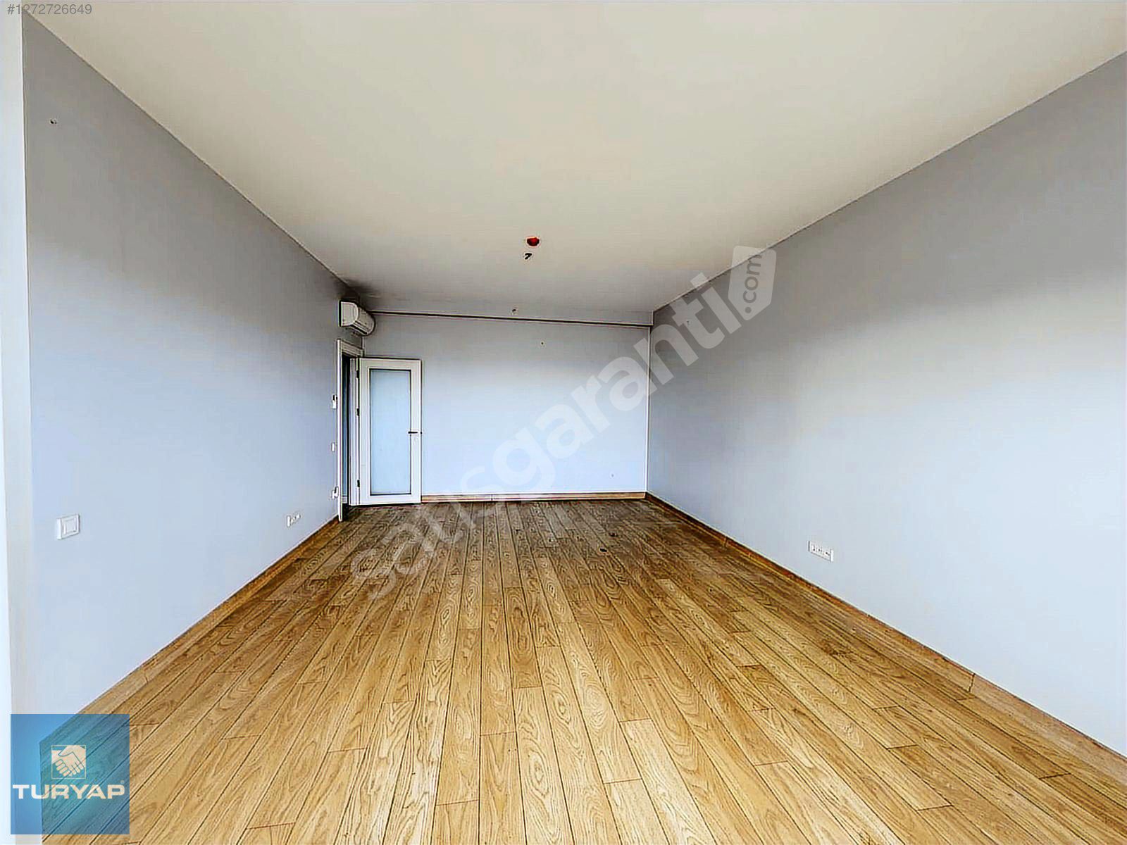 AVRUPARK HAYATTA BÜYÜK TİP TERASLI 2+1 SATILIK BOŞ DAİRE