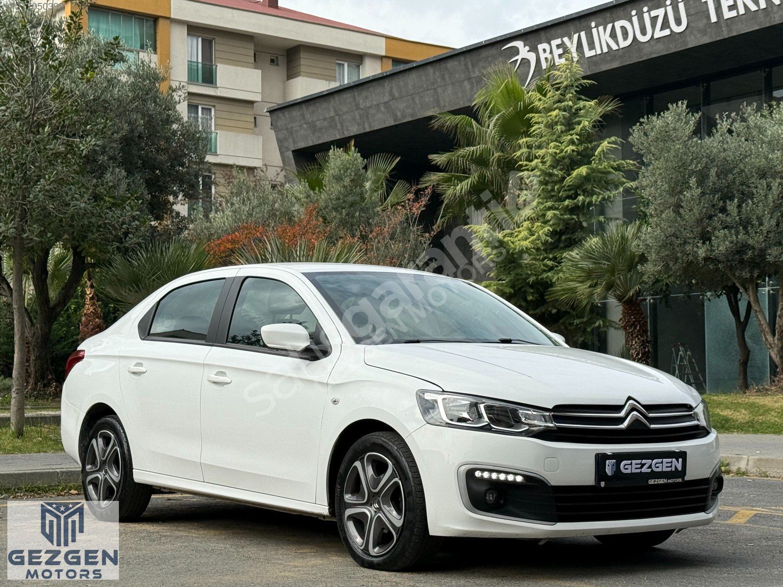 GEZGEN MOTORS 2021 C-ELYESE FEEL DEĞİŞENSİZ+SEDAN+DİZEL+1.5 HDI