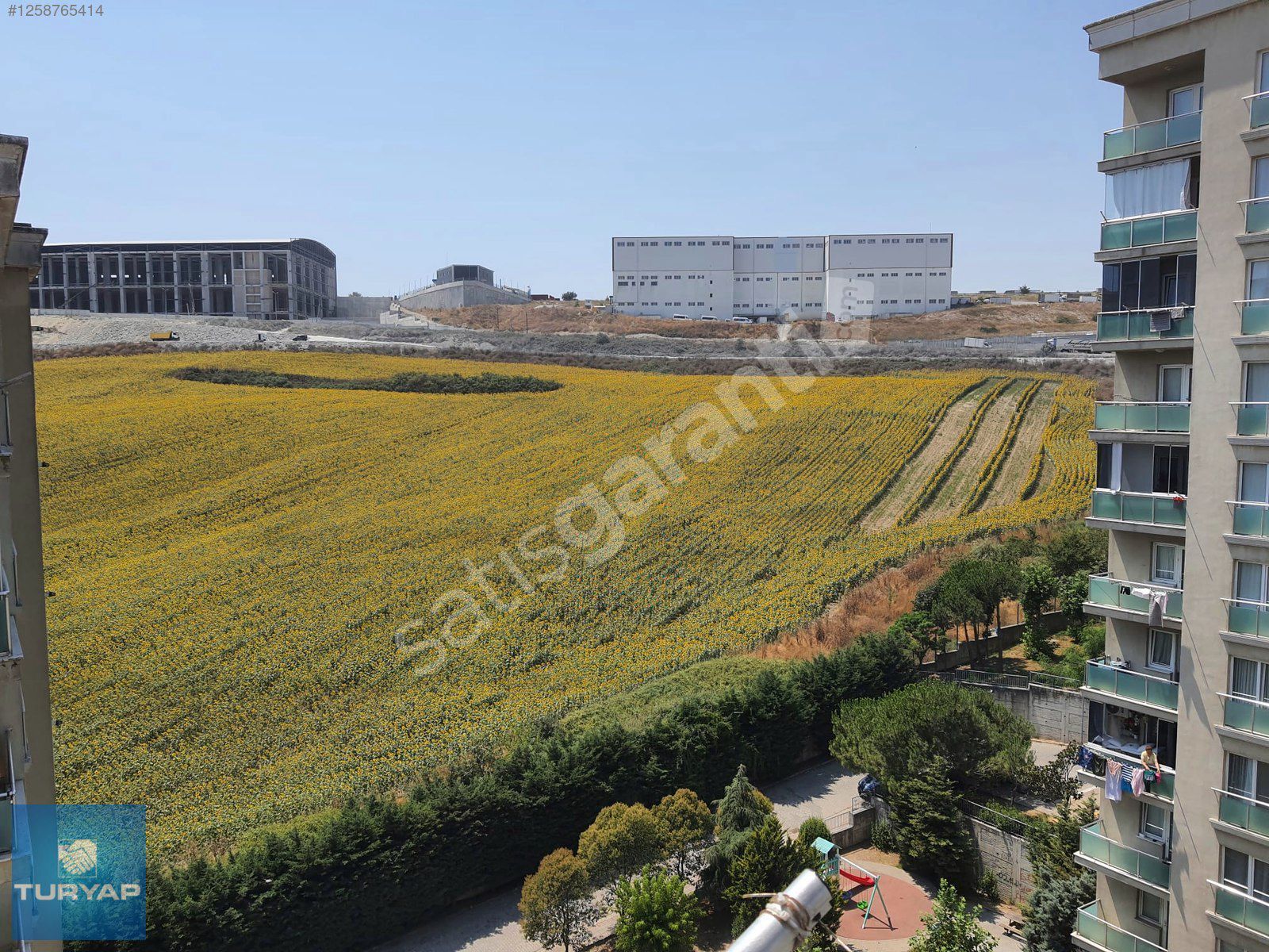 HADIMKÖY 2. ETAP ÖMERLİ KİPTAŞ B 5 BLOKDA 95 M2 SATILIK 2+1