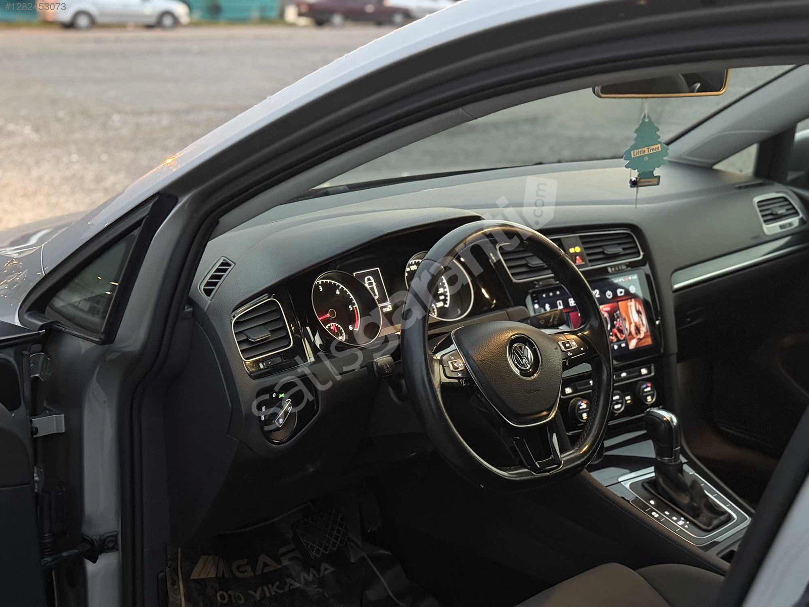 DEGISENSIZ GOLF 7 1.6 TDI DSG COMFORTLINE