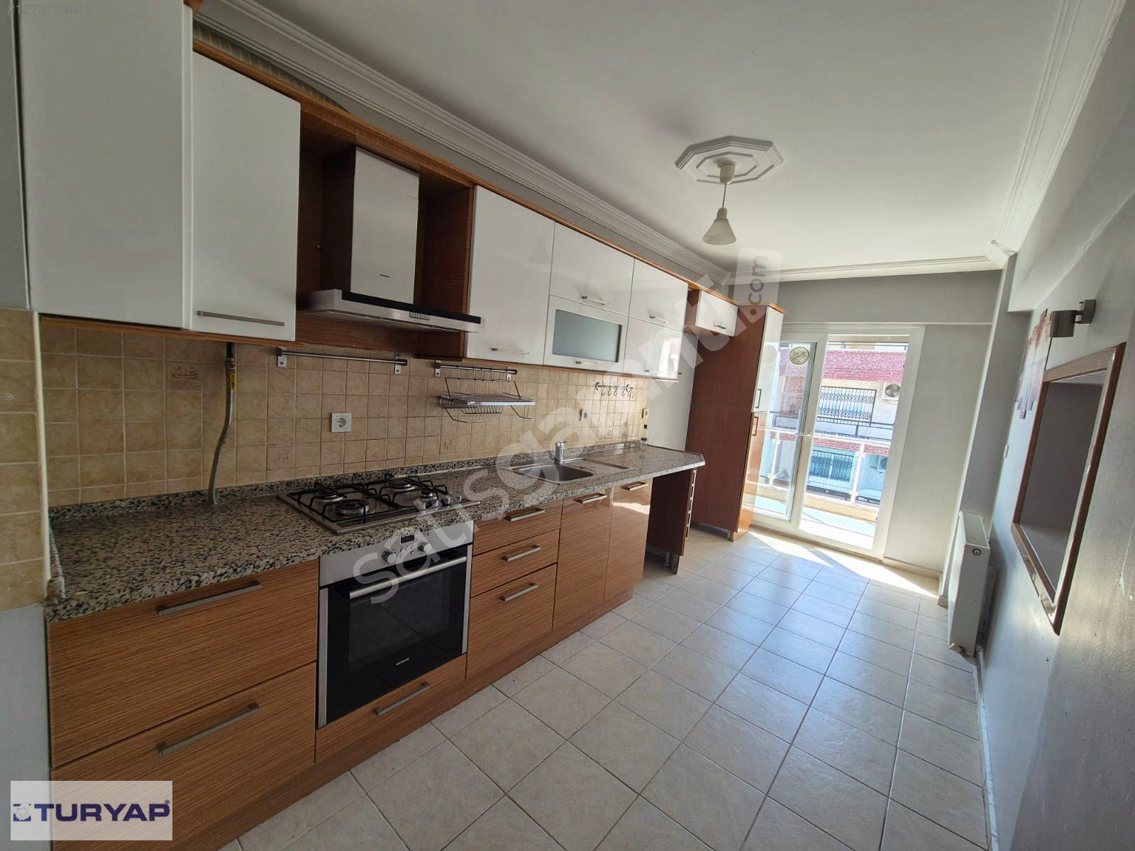 ÇEVİKBİR MEYDANDA 160 M2 ASANSÖRLÜ 3+1 SATILIK DAİRE