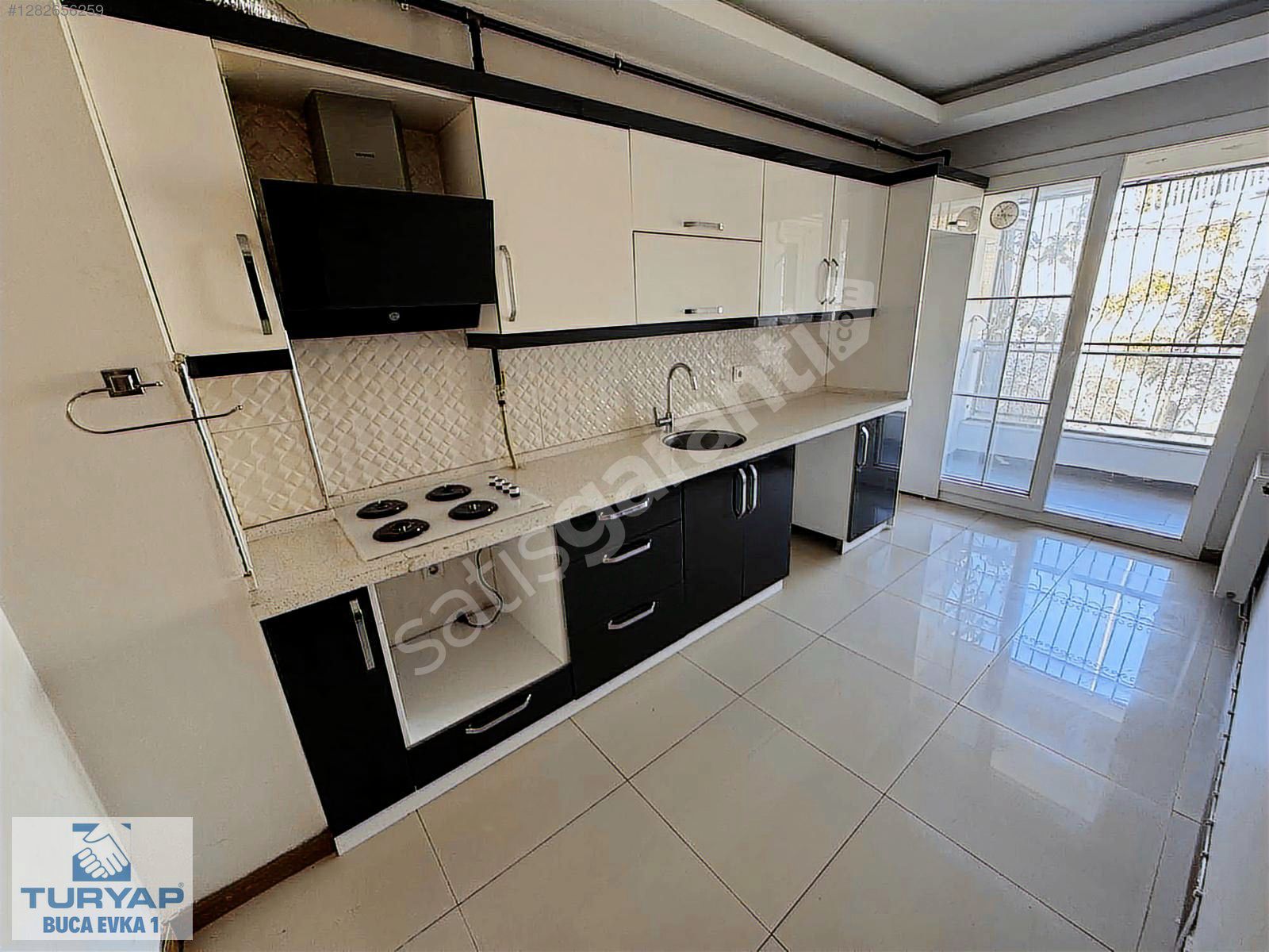 Turyap'tan Uçan Yol Yanı Merkezi Lokasyon 2+1 Ayrı Mutfak Daire