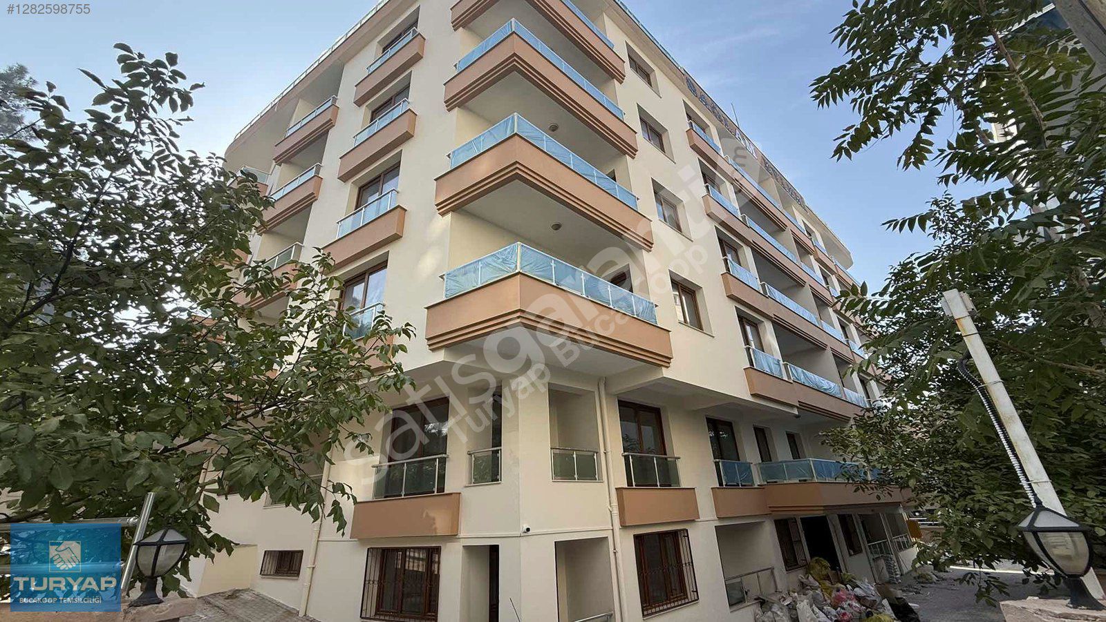 TURYAP TAN BUCAKOOP TA KIRALIK GENIS DAIRE