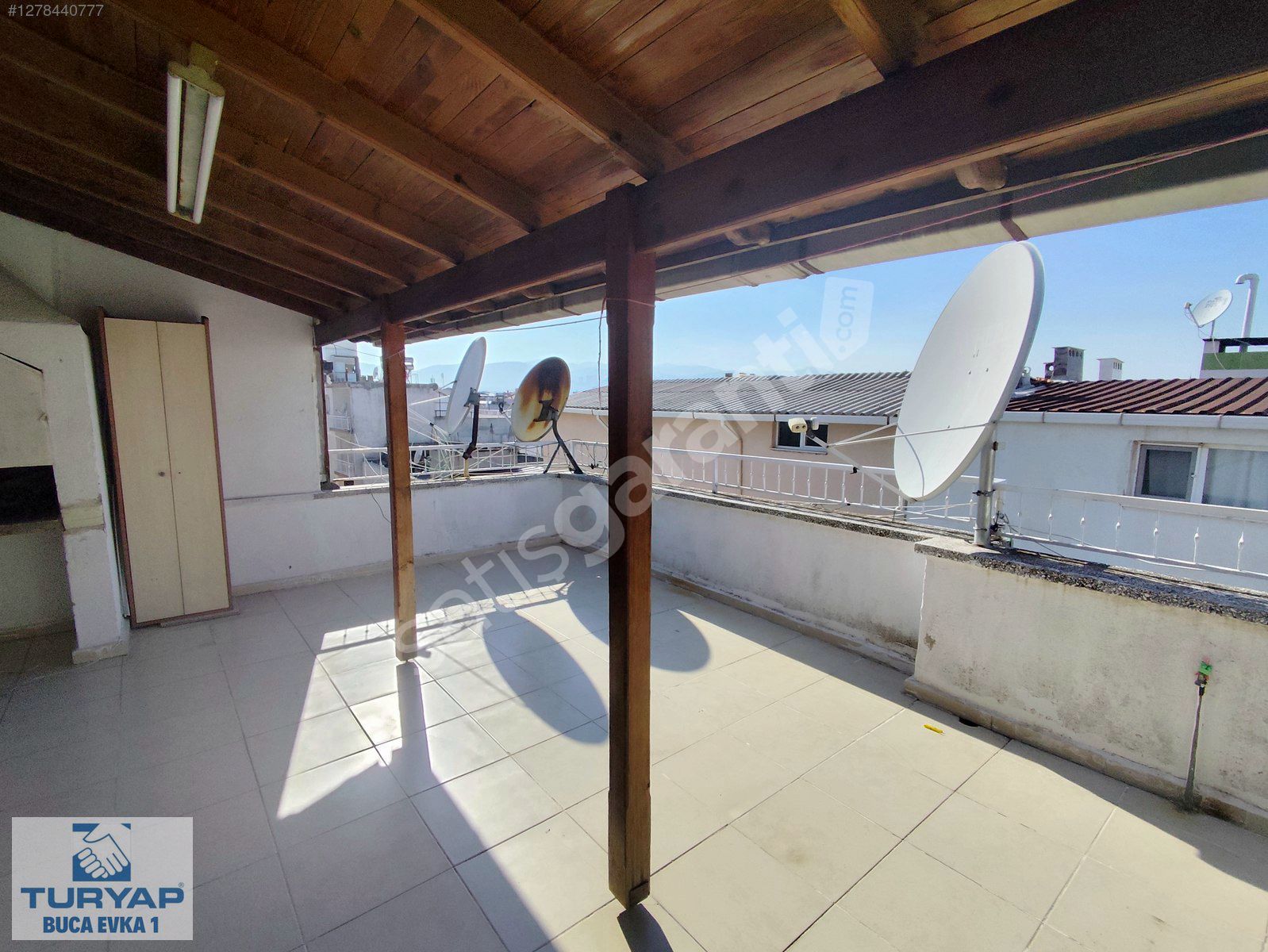 Buca Fırat Mah. Fidanlık Yakını 2+1 Teraslı Klasik Kiralık Daire