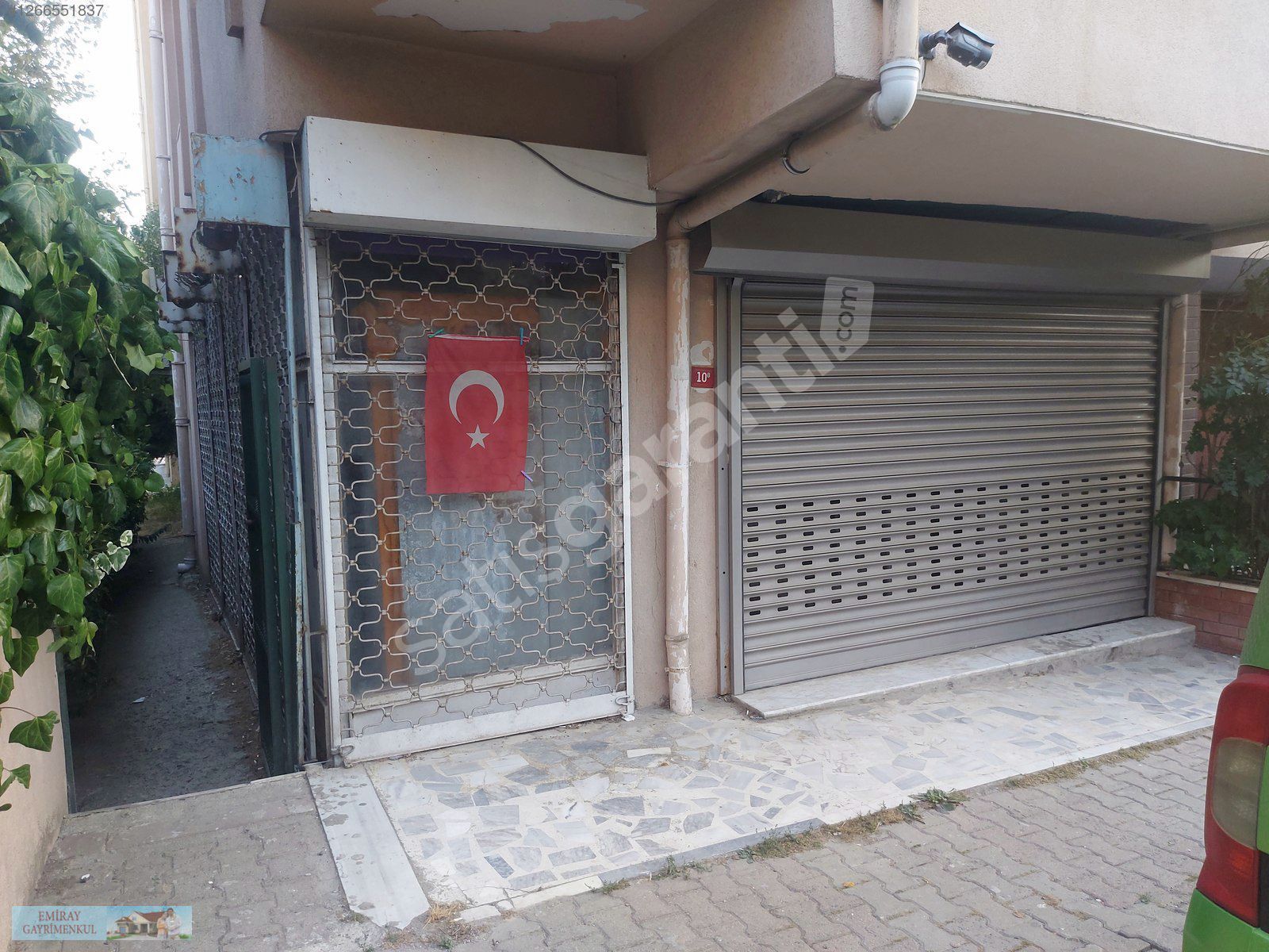 ATAKENT MAHALLESİNDE ARSA PAYI YÜKSEK İSKANLI SATILIK İŞYERİ