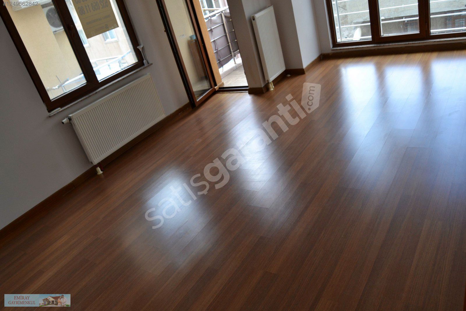 TAŞINMAYA HAZIR İSKANLI ARA KATTA LÜKS İŞÇİLİKLİ 2+1