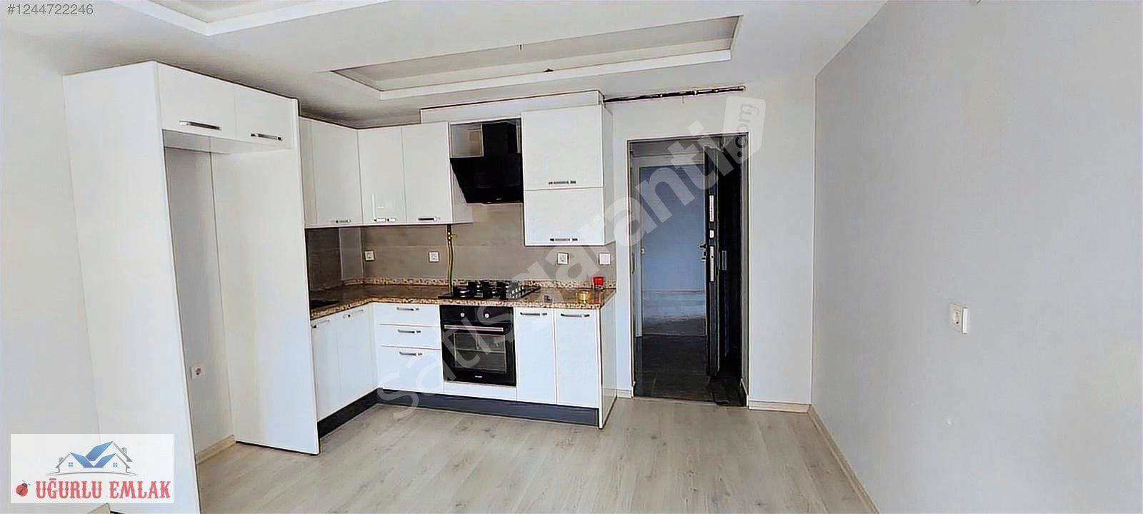 Necati Eğt.e yakın 1+1, 2. kat, 4 yıllık yeni daire, Asansörlü.