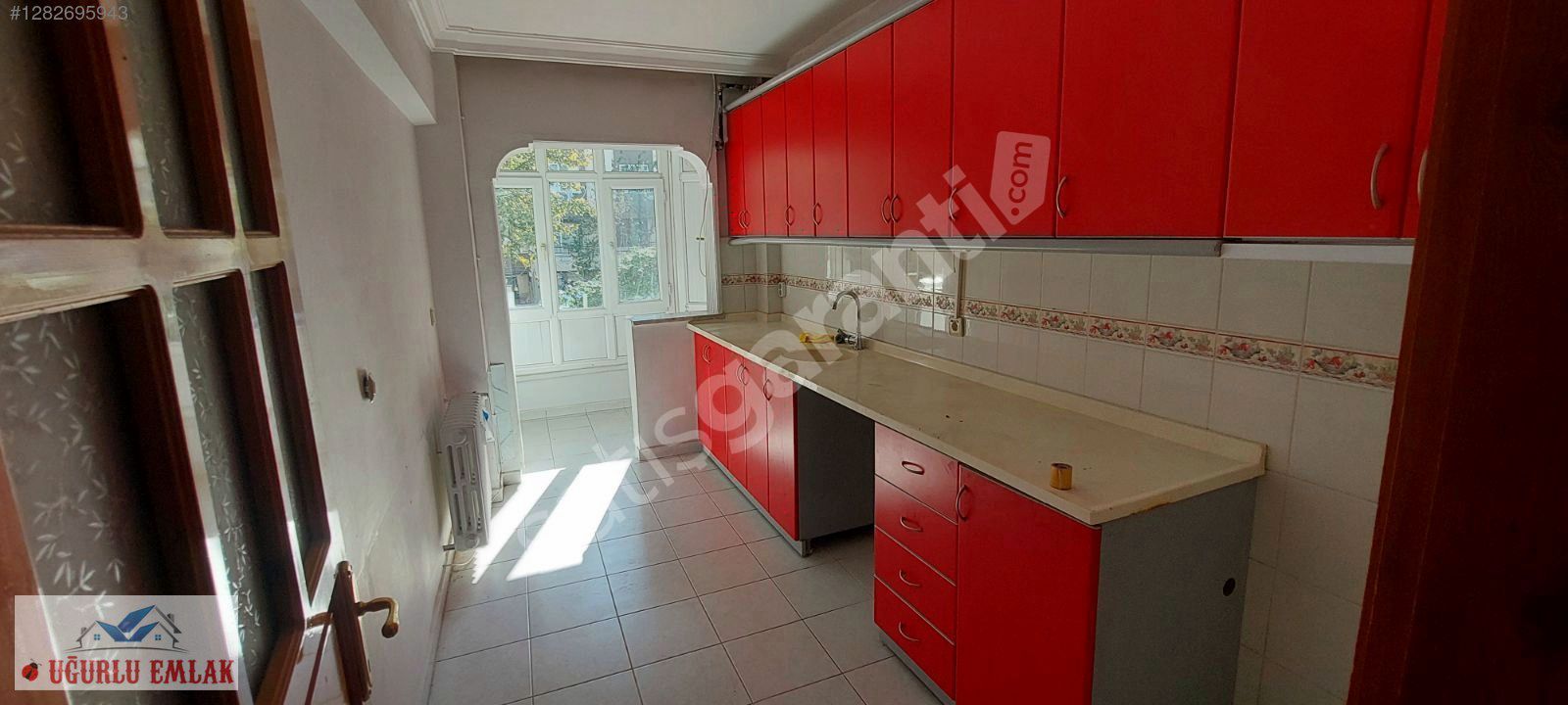 Asuva parka yakın, yüksek giriş, merkezi ısınma pay ölçerli