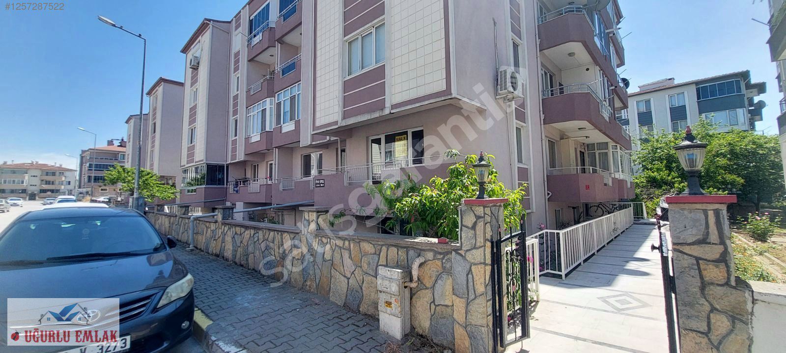 Asuva parka yakın, Özge sitesinde, 3+1,yüksek giriş 135m2