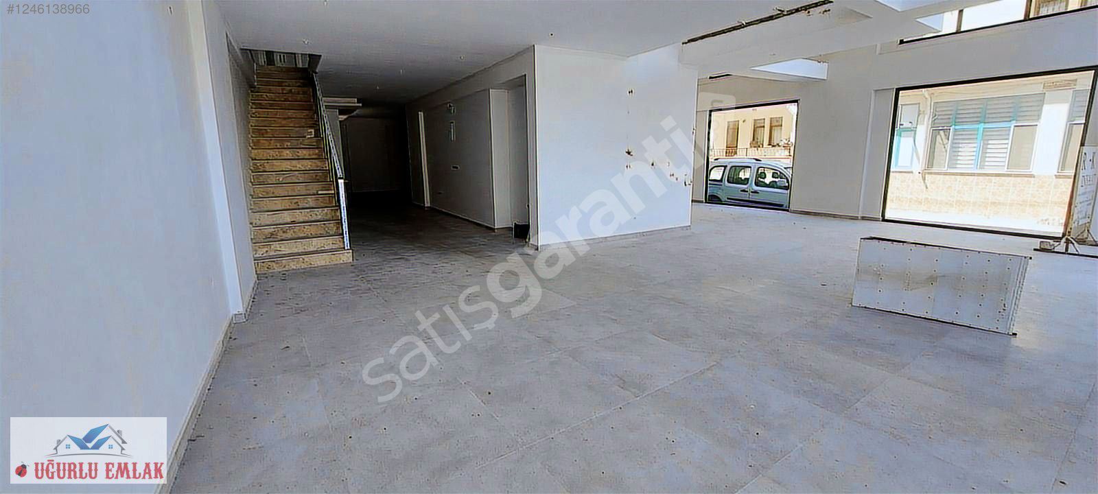 Giriş 190m2 dir, asma kat 150 m2 dir , 150 m2 bodrum depo mevcut