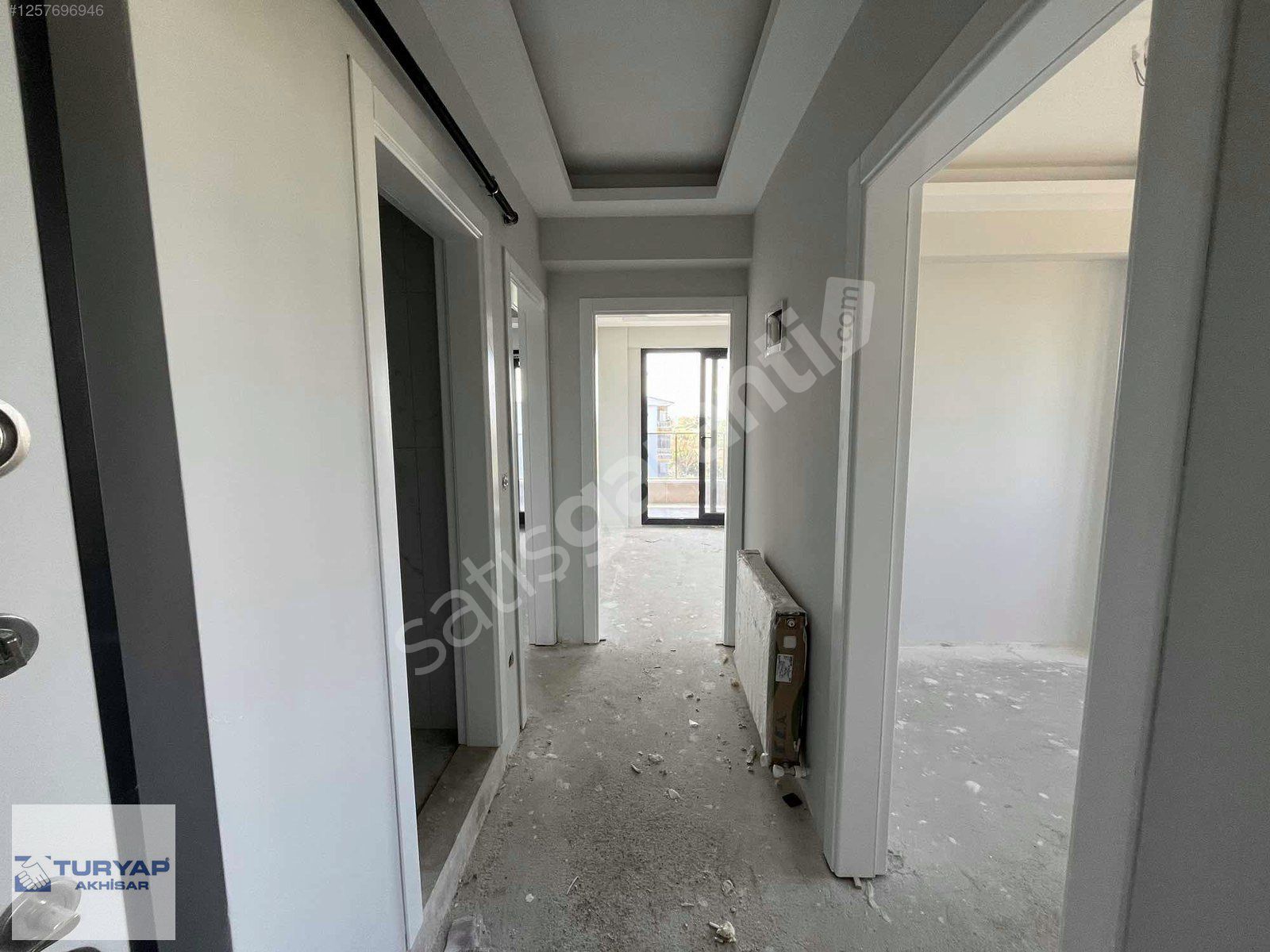 ULUCAMİ MAHALLESİ'NDE ŞAHSİ OTOPARKLI,ÖN CEPHE 93 M2 2+1 DAİRE