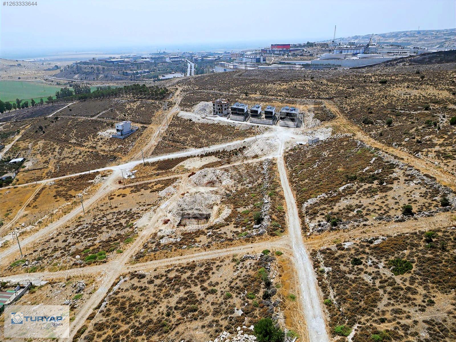 MENEMEN'DE SATILIK VİLLA ARSASI