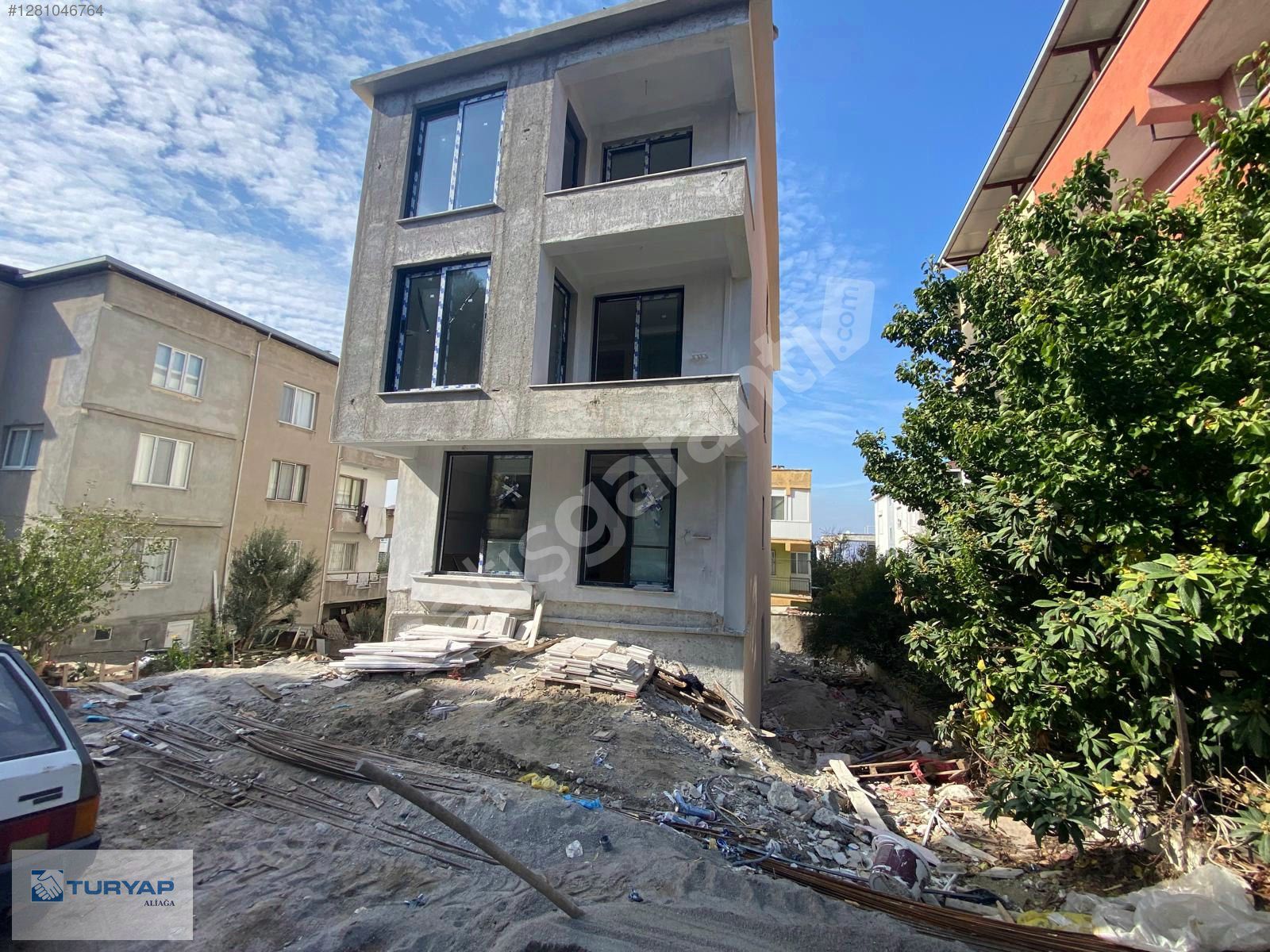 ALİAĞANIN NEZİH SEMTİNDE SATILIK 2+1 ARAKAT DAİRE