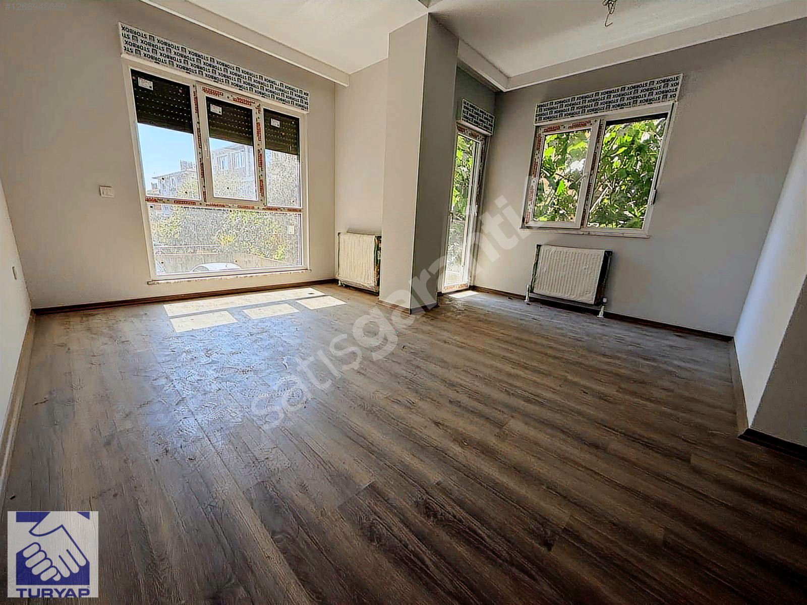 TURYAP ALTINTEPE'DEN KÜÇÜKYALI'DA MARMARAYA 6 DK BOŞ AYRI MUTFAK