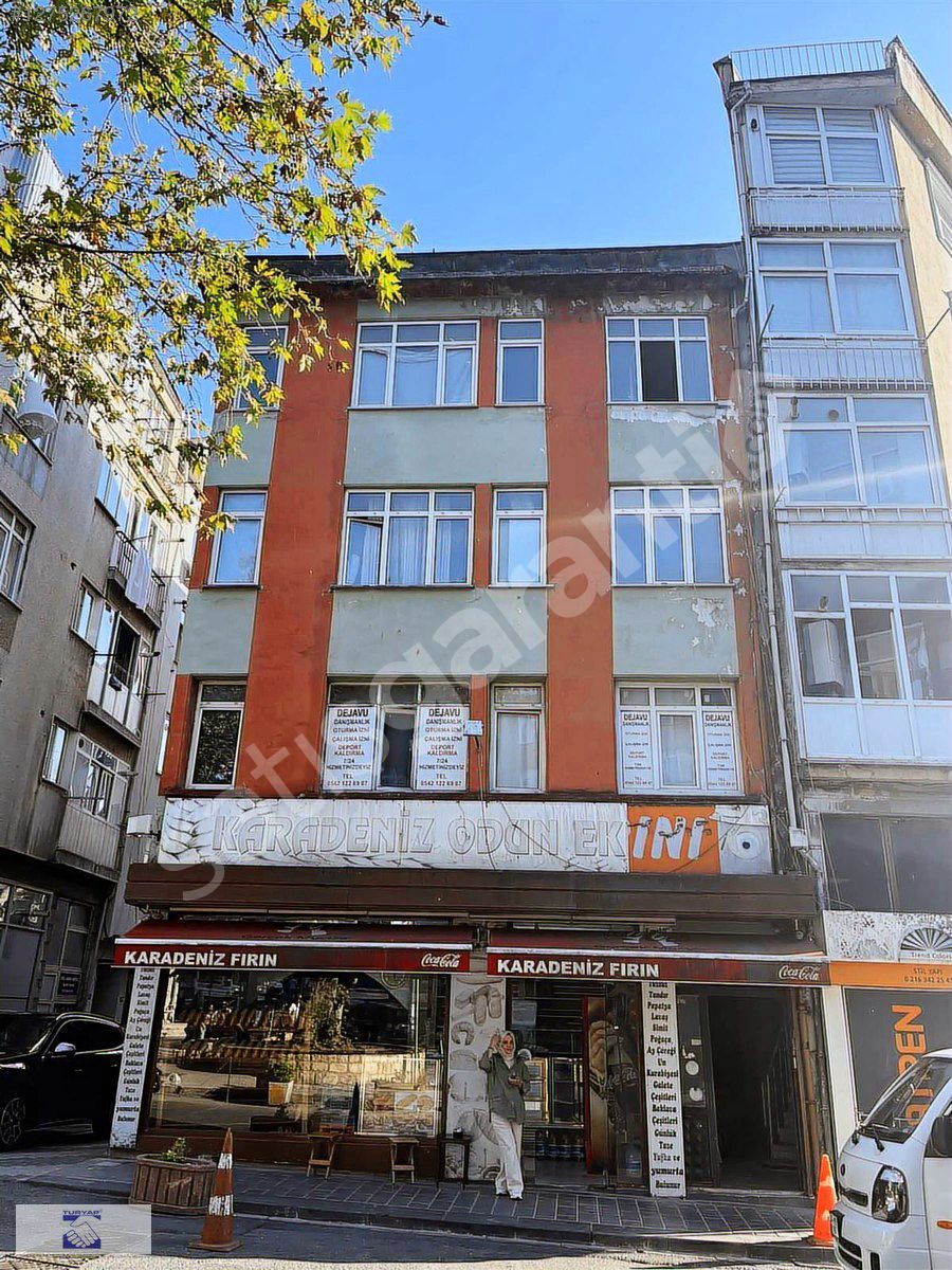 ÜSKÜDAR BÜLBÜLDERESIİ KİRALIK 2+1 DAİRE