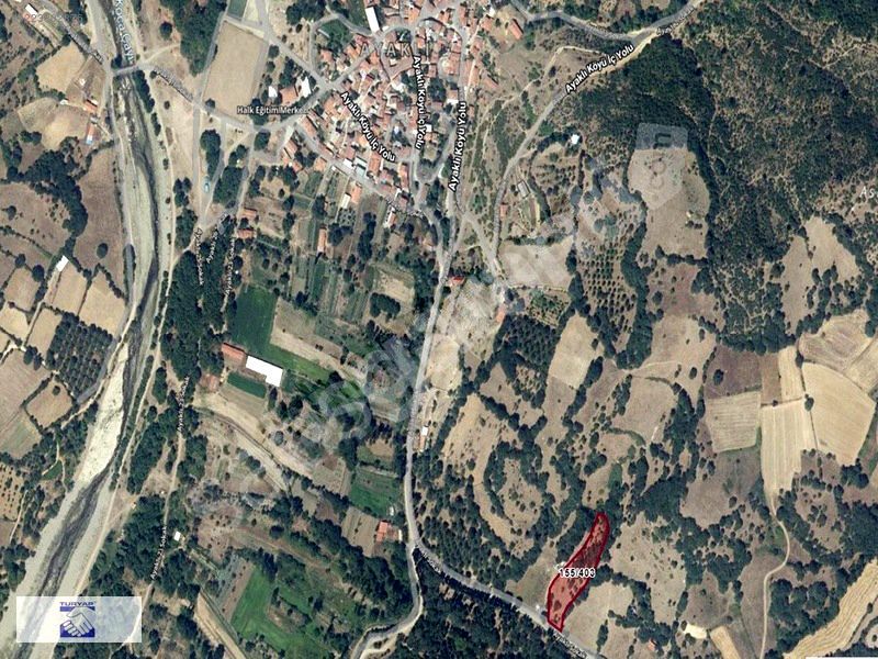 İVRİNDİ AYAKLI MH. 3.356m2 KÖYE YAKIN YOLA CEPHELİ SATILIK ARAZİ