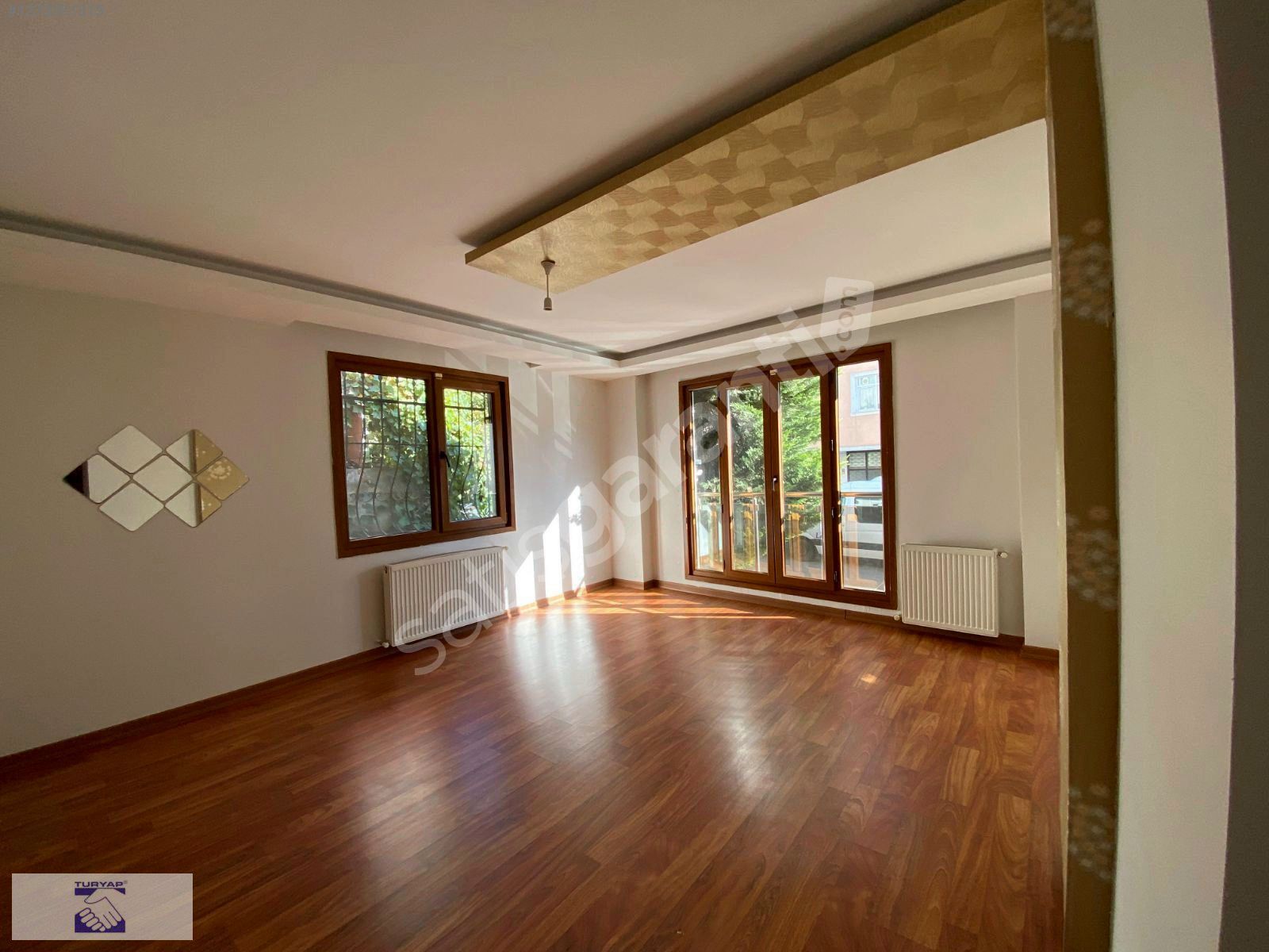 ESENEVLER MERKEZİ KONUMDA MASRAFSIZ TEMİZ YÜKSEK GİRİŞ DAİRE