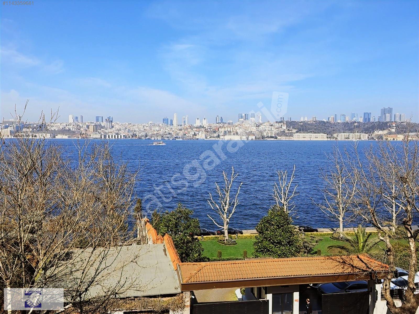 PAŞALİMANI'NDA 150 m2. MUHTEŞEM MANZARALI 4+1 YOL YALISI DAİRE