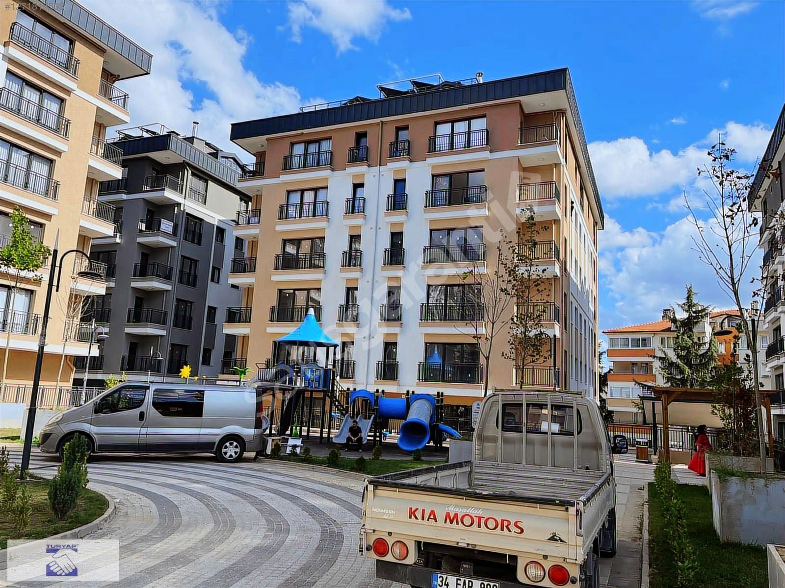 ÇENGELKÖY RASATHANE ÖZEVİM SİTESİ KELEPİR 3+1 SATILIK DAİRE